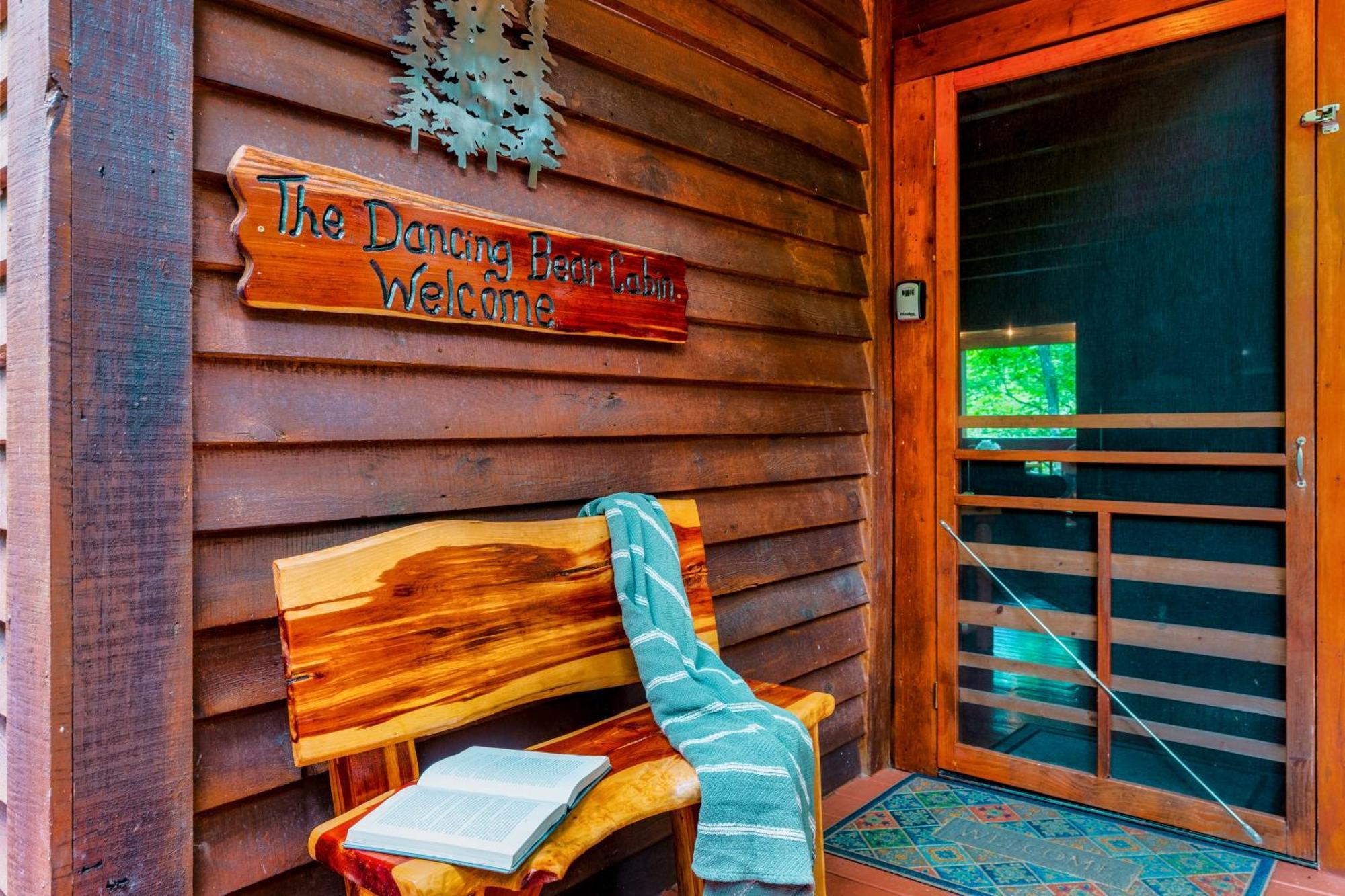 Cabin In A Gated Resort With Seasonal Resort Pool Pigeon Forge Exterior photo